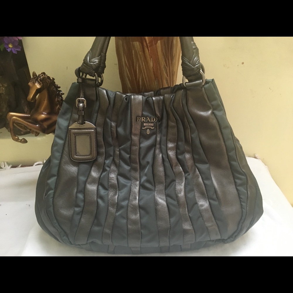 Authentic Prada Tessuto Nappa Grey & Silver Tote - Picture 3 of 16